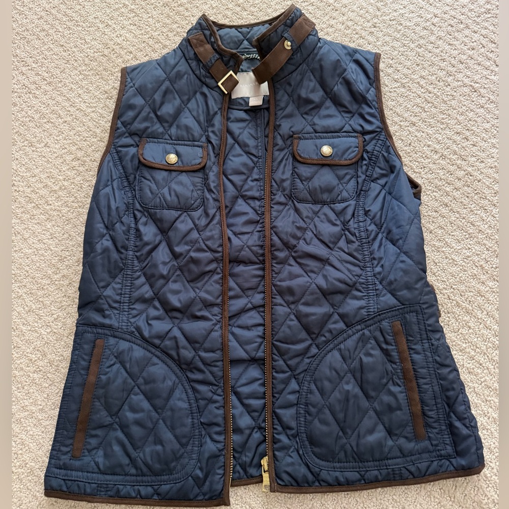 Banana Republic quilted navy field vest